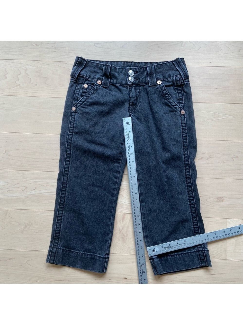 Rare True Religion Sammy crop Big T faded black capris pedal pusher pant size 28 - Picture 8 of 12